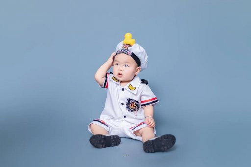 新安宝宝老摇头怎么回事 新安宝宝老摇头怎么回事